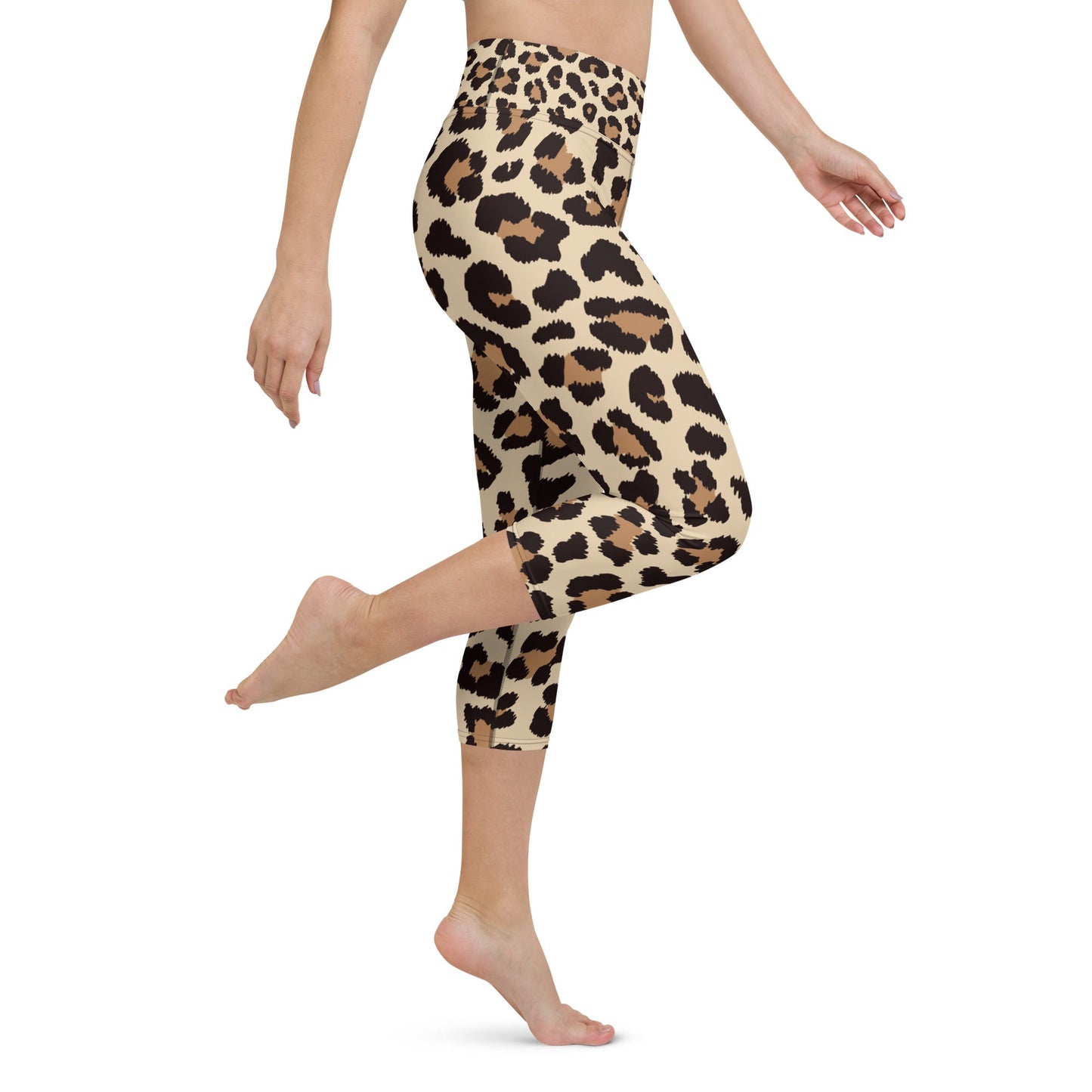 Leopar Chic Feline Women's Yoga Capri Leggings - FLAKOUT